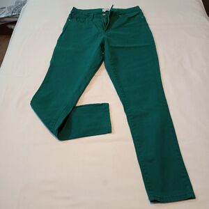 Crown and Ivy Women's Size 6R High Rise Skinny Jeans Stretch Green 5 Pocket EUC